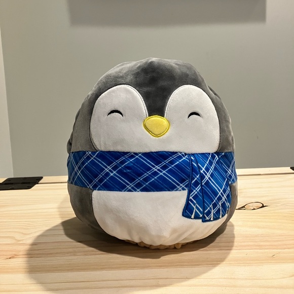 Christmas Flipmallow Duo - reindeer/penguin and elf/polar bear! - Picture 6 of 7